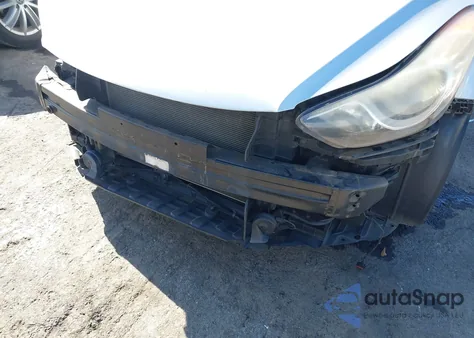 2013 Hyundai Elantra Gls z USA, uszkodzony, nr VIN KMHDH4AE4DU986042